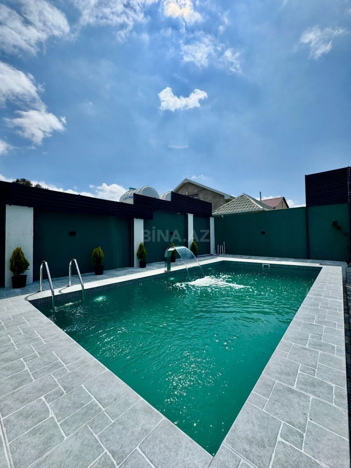 Satılır 4 otaqlı həyət evi 150 m²