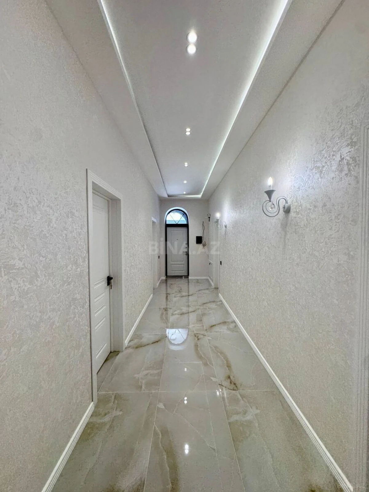 Satılır 4 otaqlı həyət evi 150 m²
