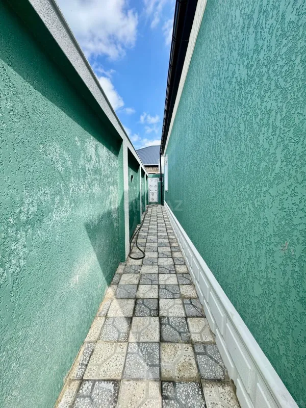 Satılır 4 otaqlı həyət evi 150 m²