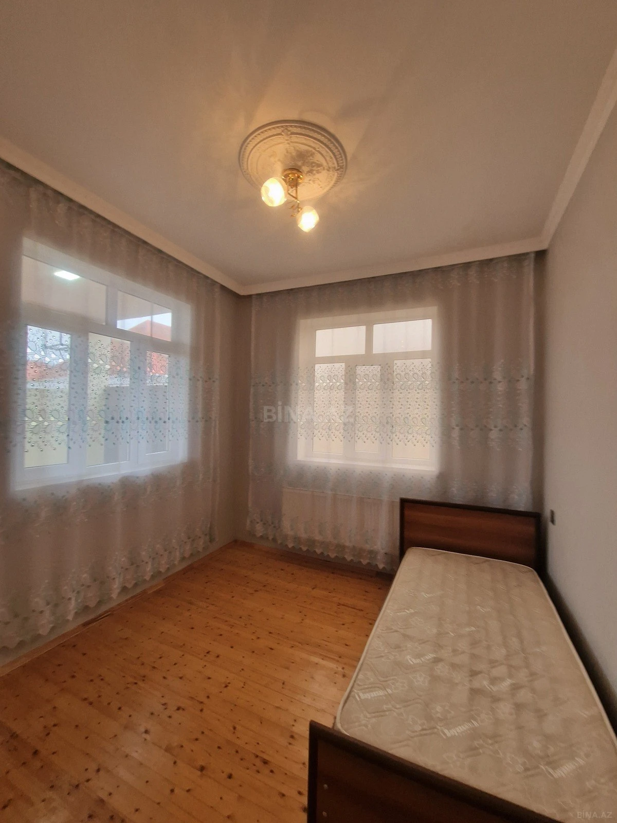 Satılır 3 otaqlı həyət evi 80 m²