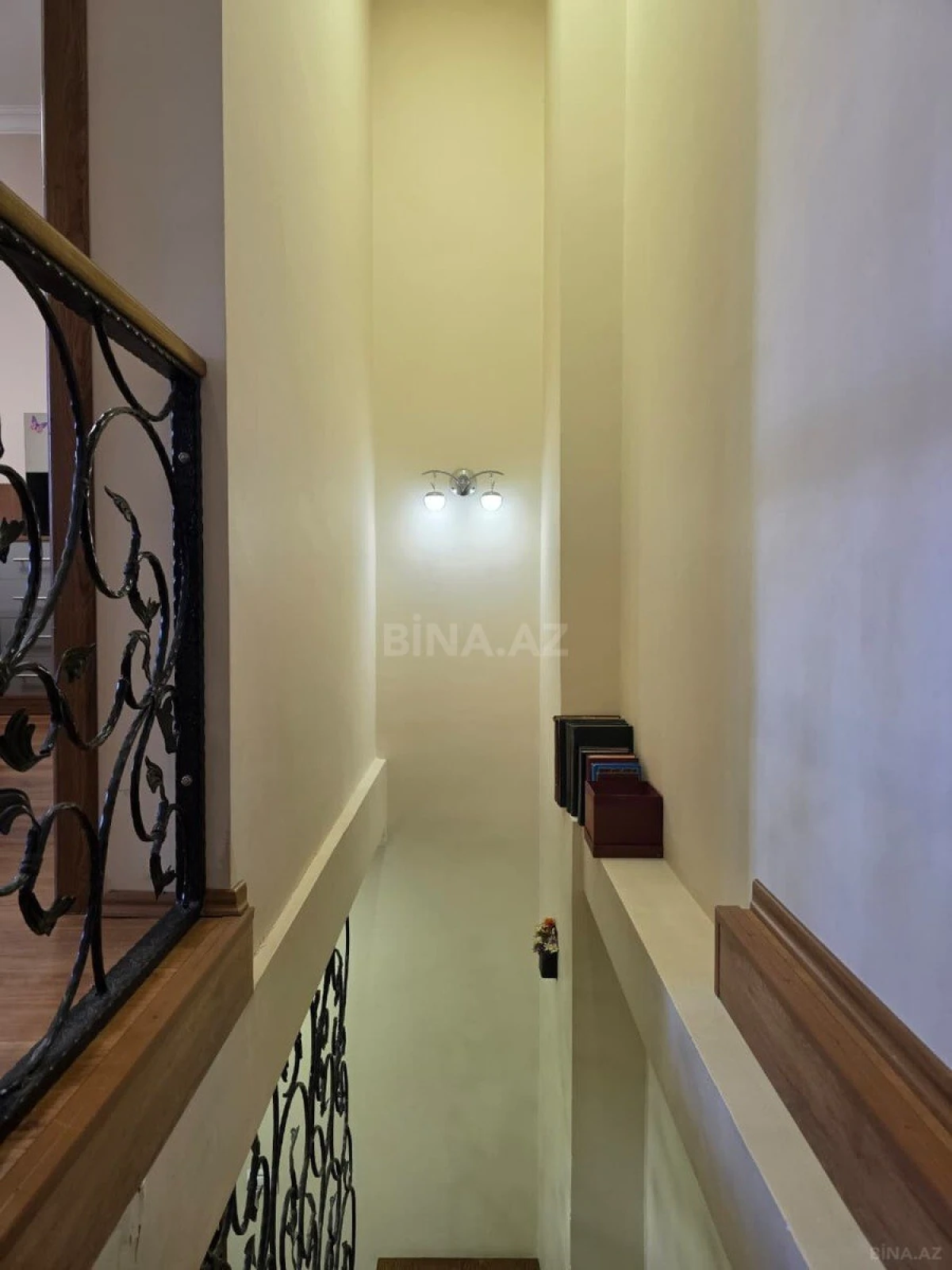Satılır 3 otaqlı mənzil 105 m²