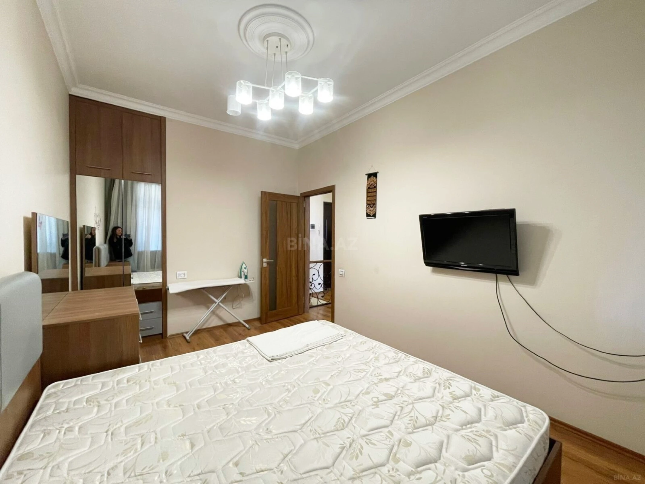 Satılır 3 otaqlı mənzil 105 m²