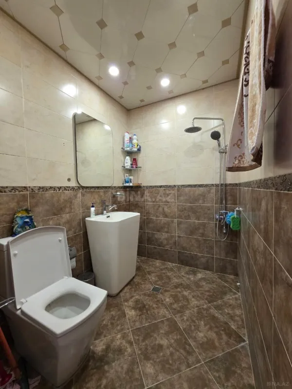 Satılır 3 otaqlı mənzil 105 m²