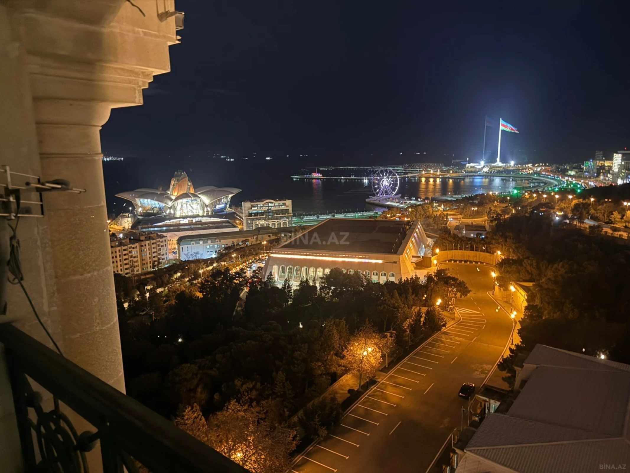 Kirayə verilir 2 otaqlı mənzil 110 m²