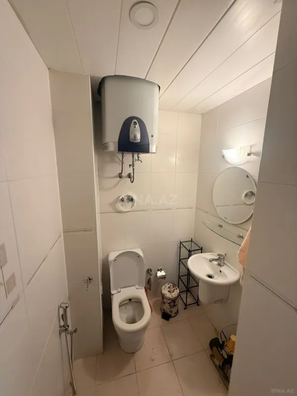 Kirayə verilir 2 otaqlı mənzil 110 m²