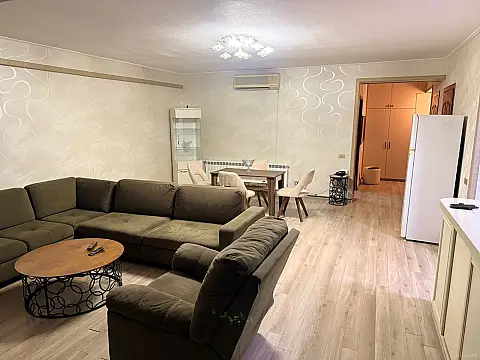 Kirayə verilir 2 otaqlı mənzil 110 m²