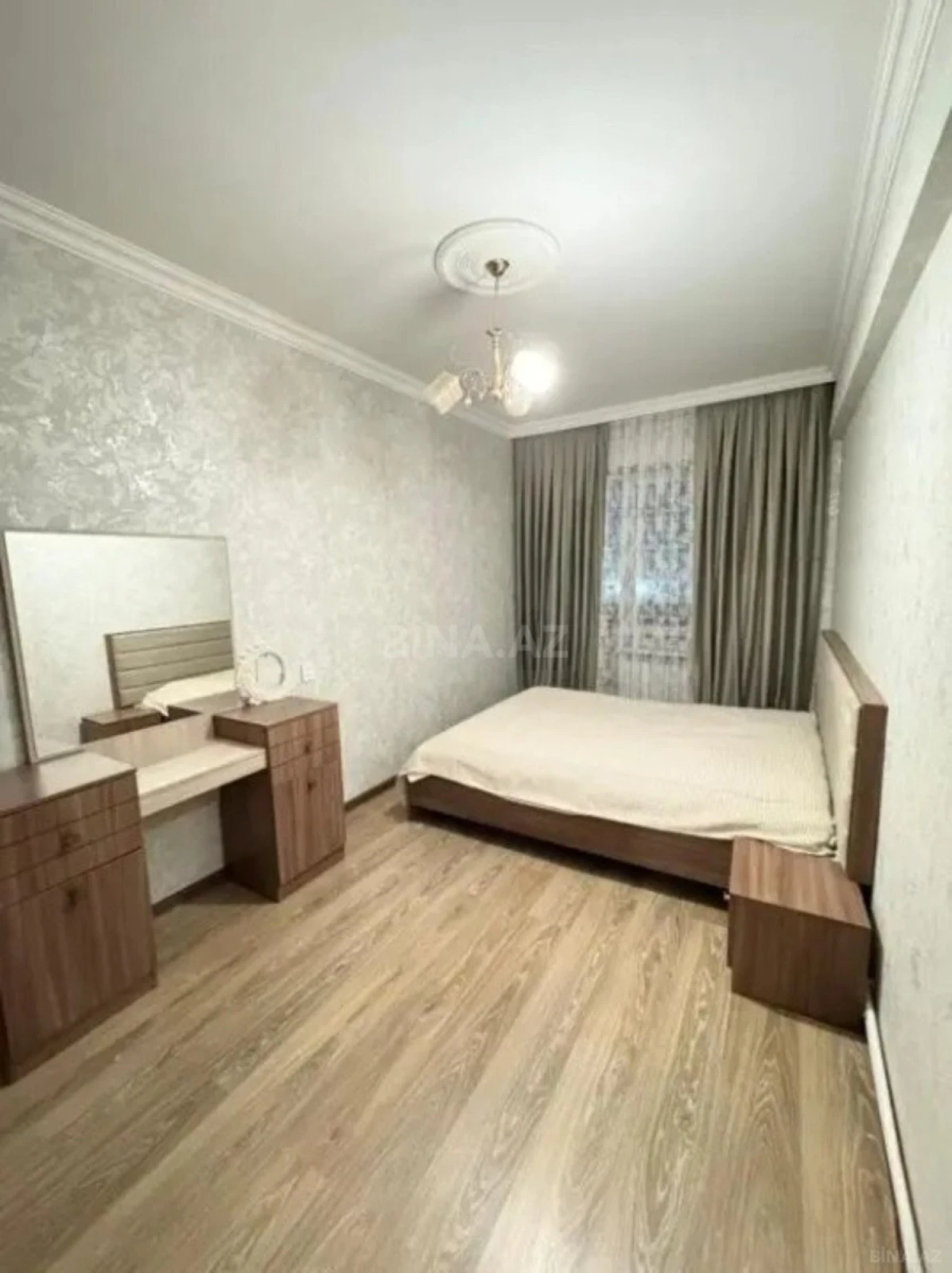 Satılır 2 otaqlı mənzil 60 m²