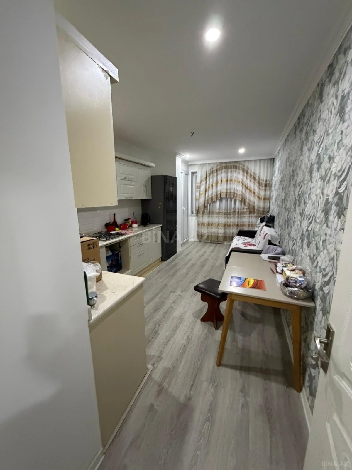 Satılır 1 otaqlı mənzil 55 m²