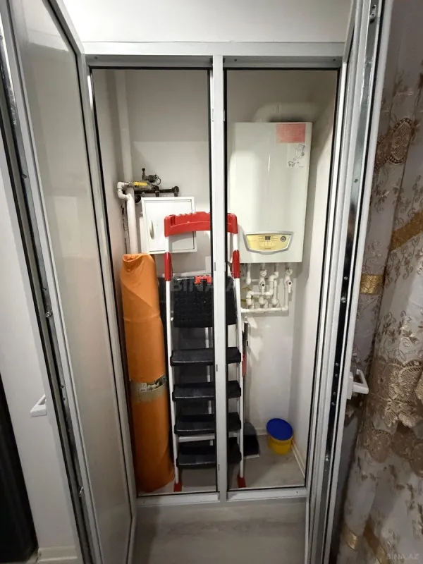 Satılır 1 otaqlı mənzil 55 m²