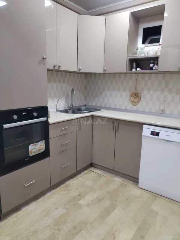 Satılır 3 otaqlı mənzil 70 m²