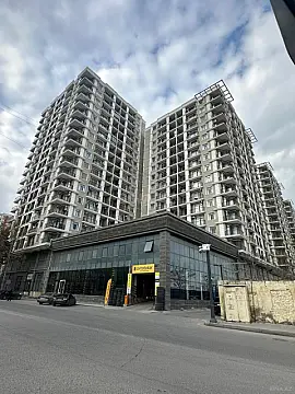 Satılır 4 otaqlı mənzil 181 m² — Bakı, Nərimanov 4 otaq 181.00 m²