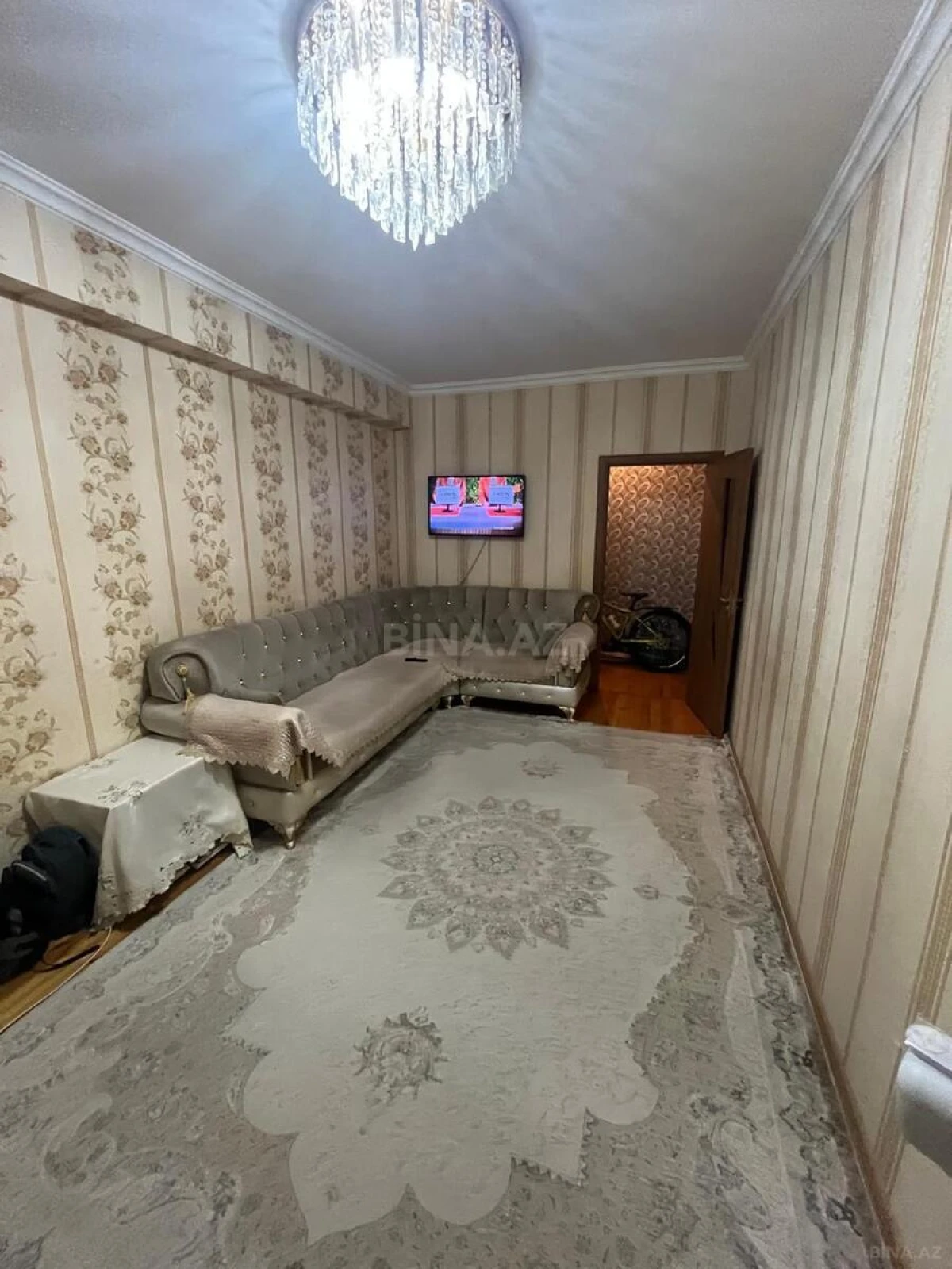 Satılır 2 otaqlı mənzil 65 m²