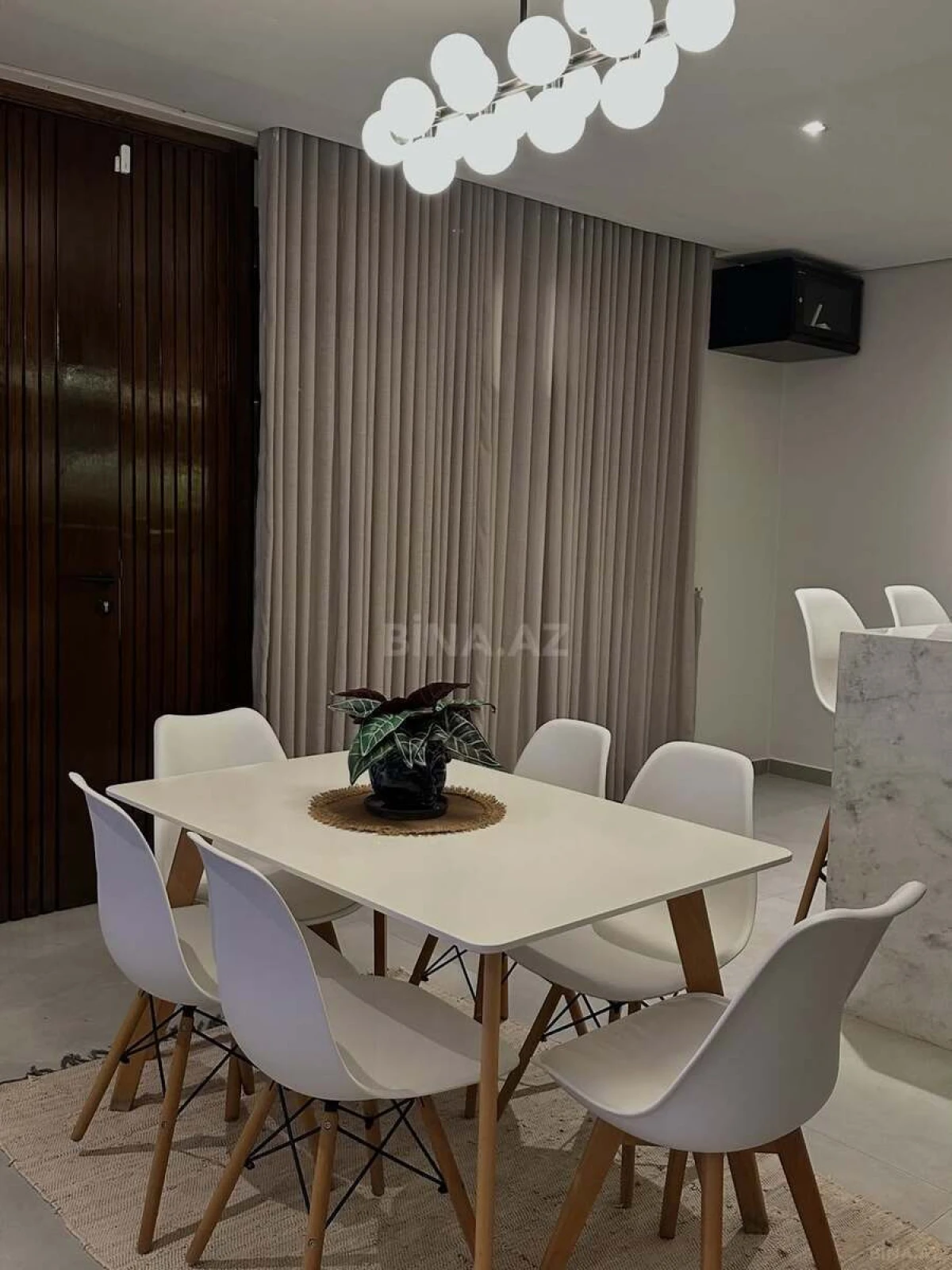 Kirayə verilir 4 otaqlı həyət evi 280 m²