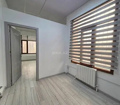 Kirayə verilir 4 otaqlı ofis 70 m²