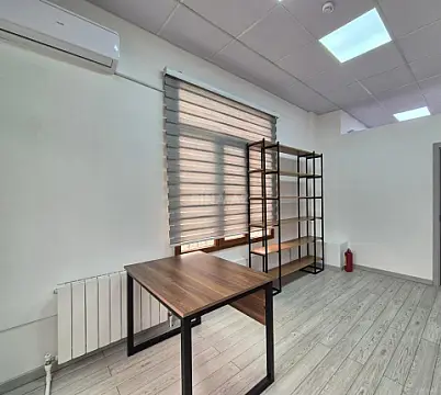 Kirayə verilir 4 otaqlı ofis 70 m²