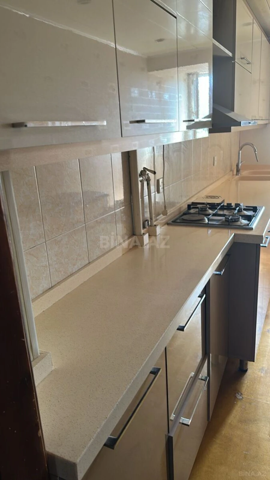 Kirayə verilir 3 otaqlı mənzil 85 m²