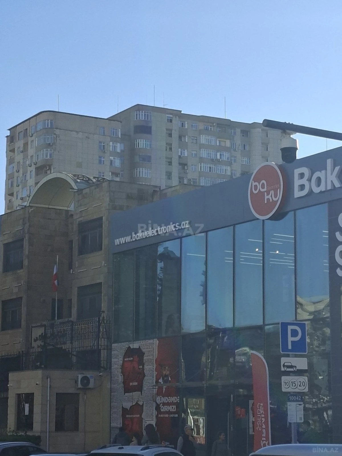Satılır 3 otaqlı mənzil 105 m²