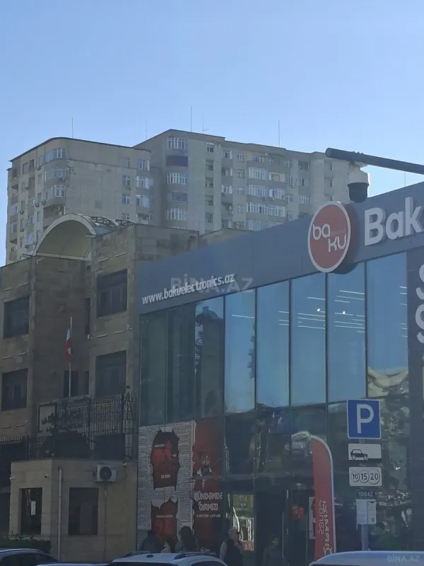 Satılır 3 otaqlı mənzil 105 m²
