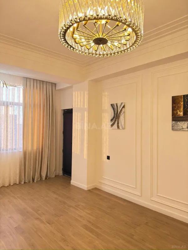 Satılır 3 otaqlı mənzil 101 m²