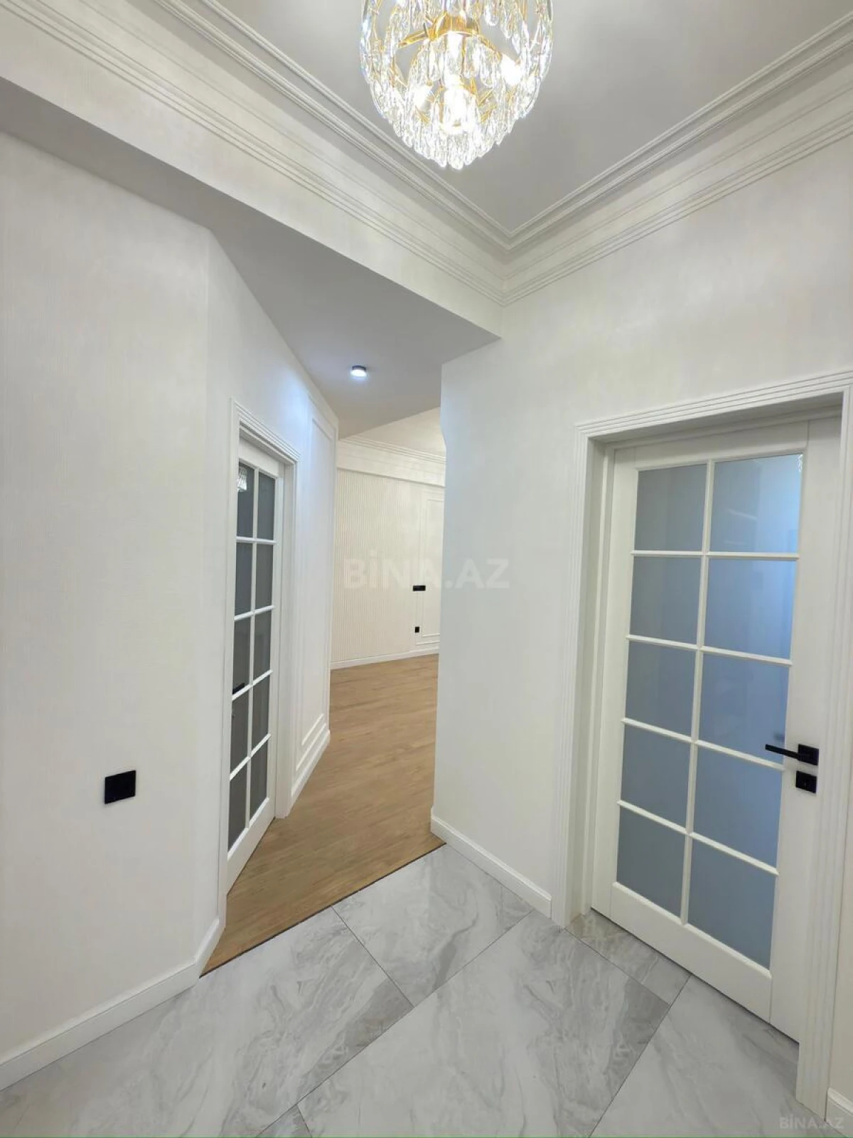 Satılır 3 otaqlı mənzil 101 m²
