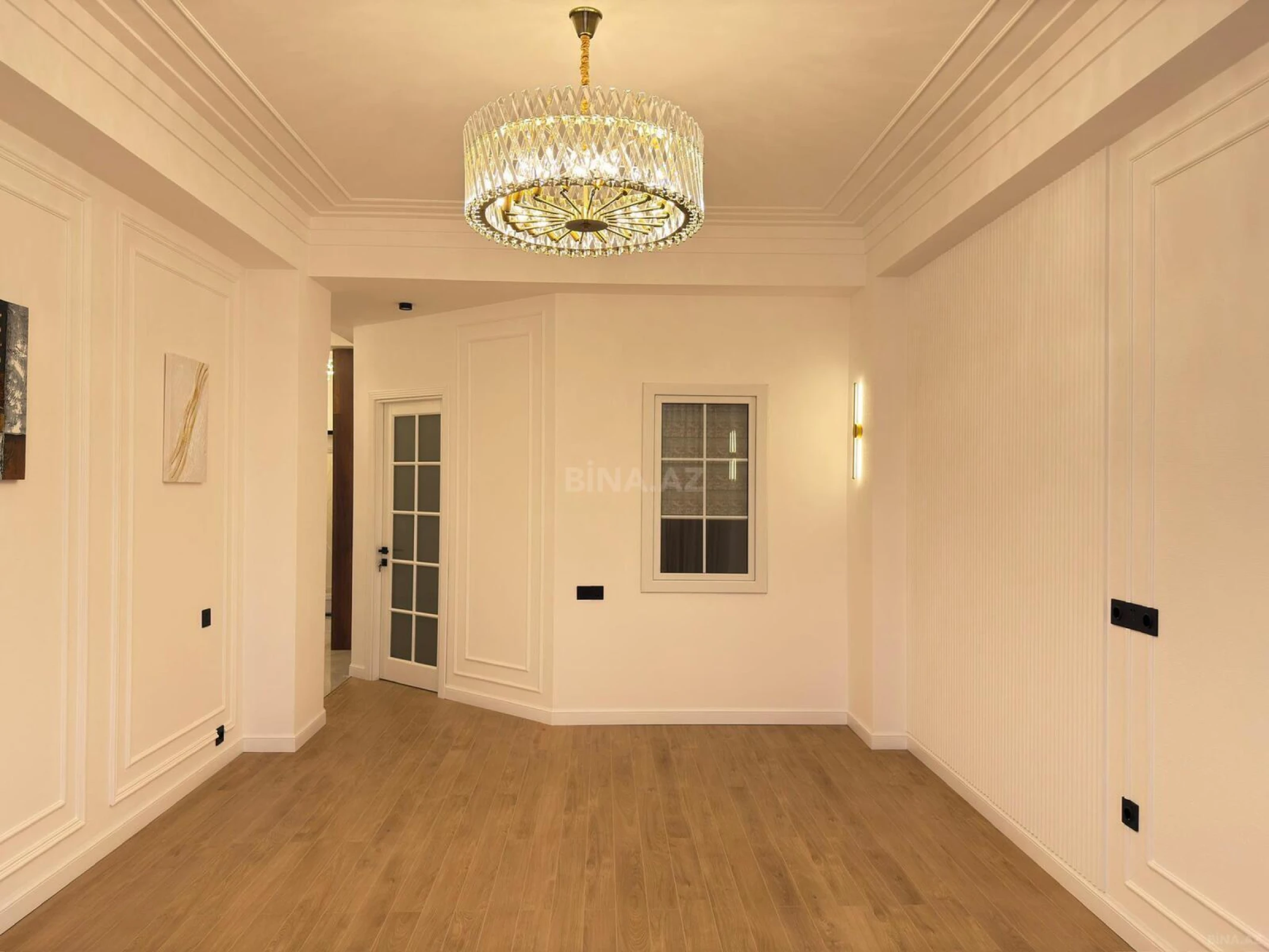 Satılır 3 otaqlı mənzil 101 m²