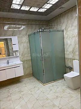 Satılır 3 otaqlı mənzil 136 m²