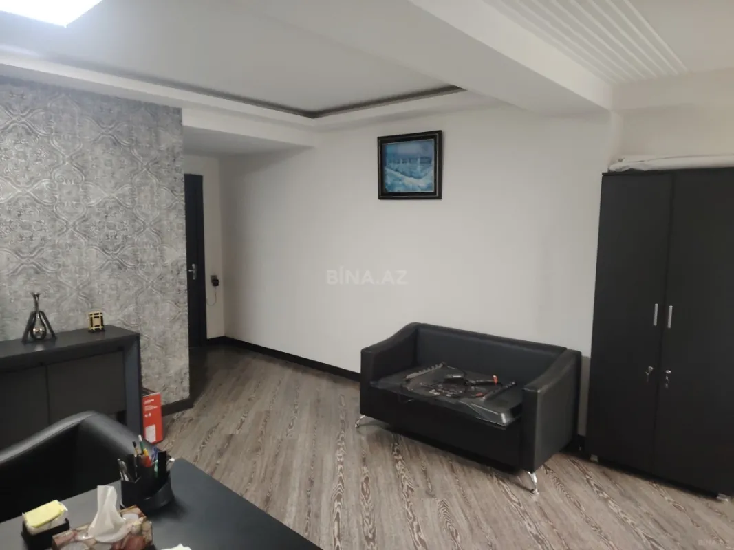 Kirayə verilir 7 otaqlı ofis 210 m²