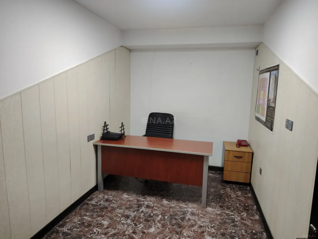 Kirayə verilir 7 otaqlı ofis 210 m²