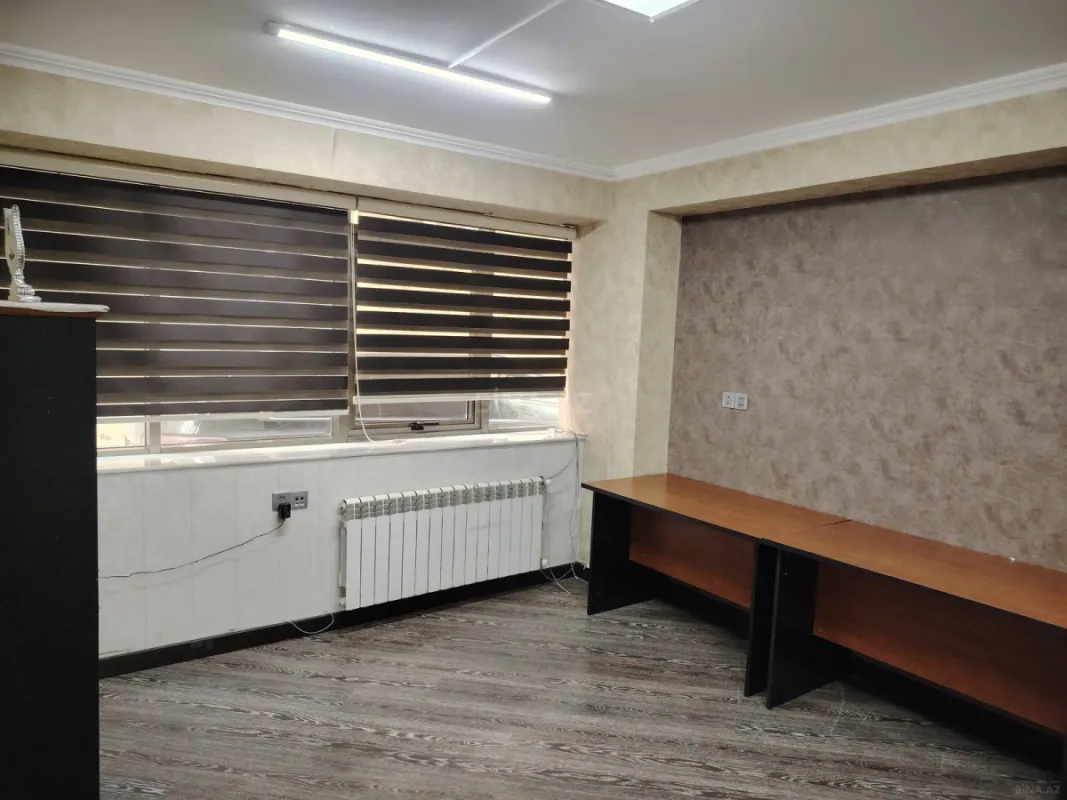 Kirayə verilir 7 otaqlı ofis 210 m²