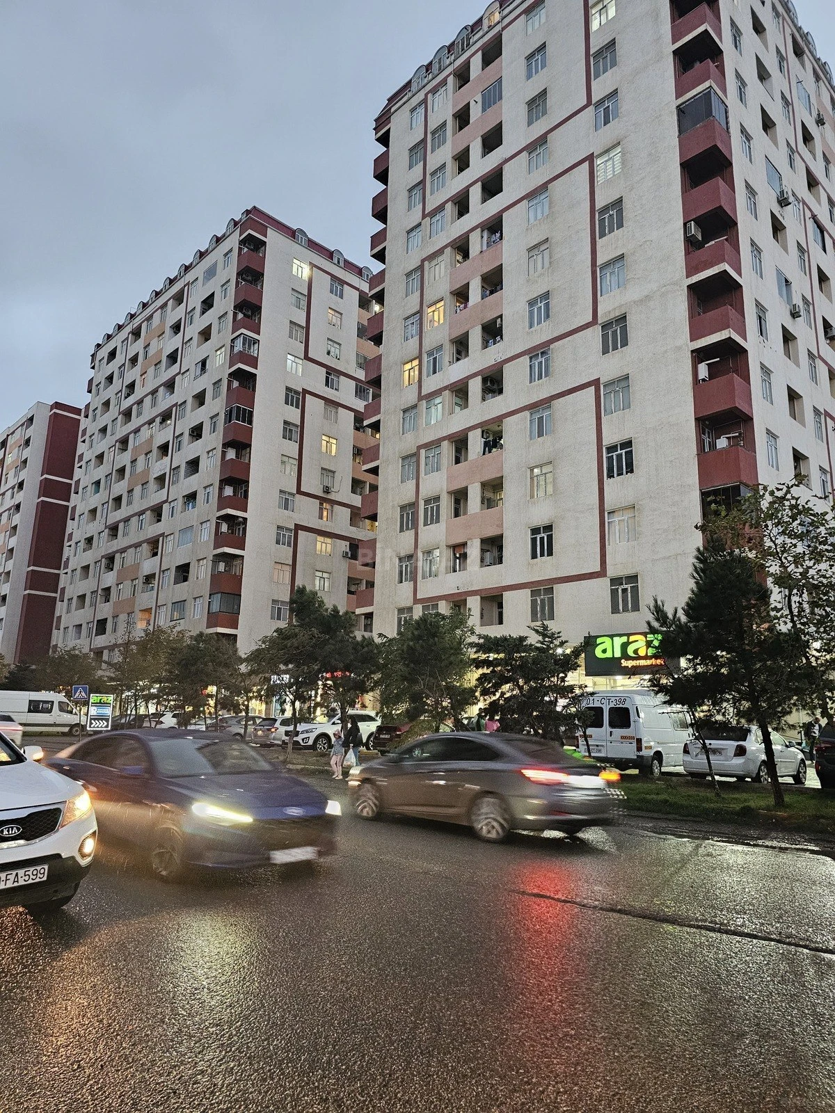 Satılır 3 otaqlı mənzil 85 m²