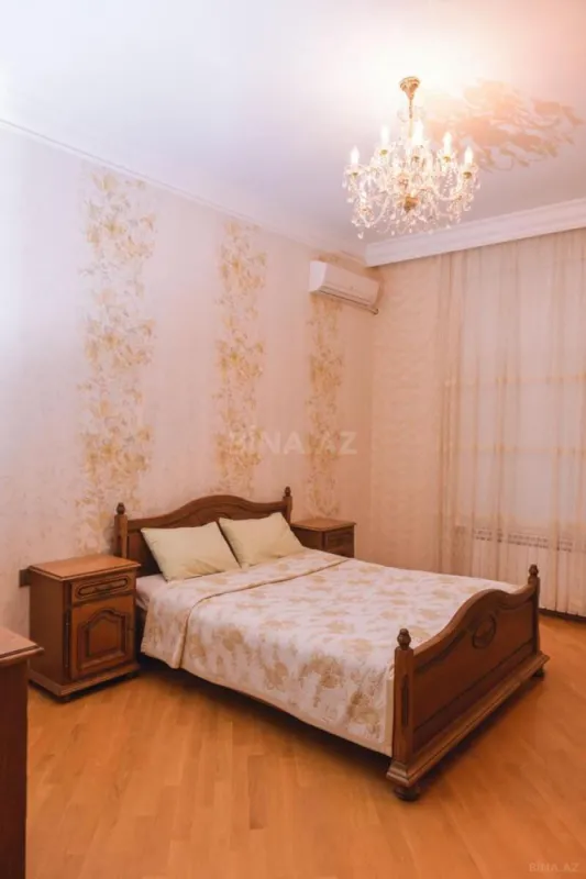 Kirayə verilir 5 otaqlı həyət evi 250 m²