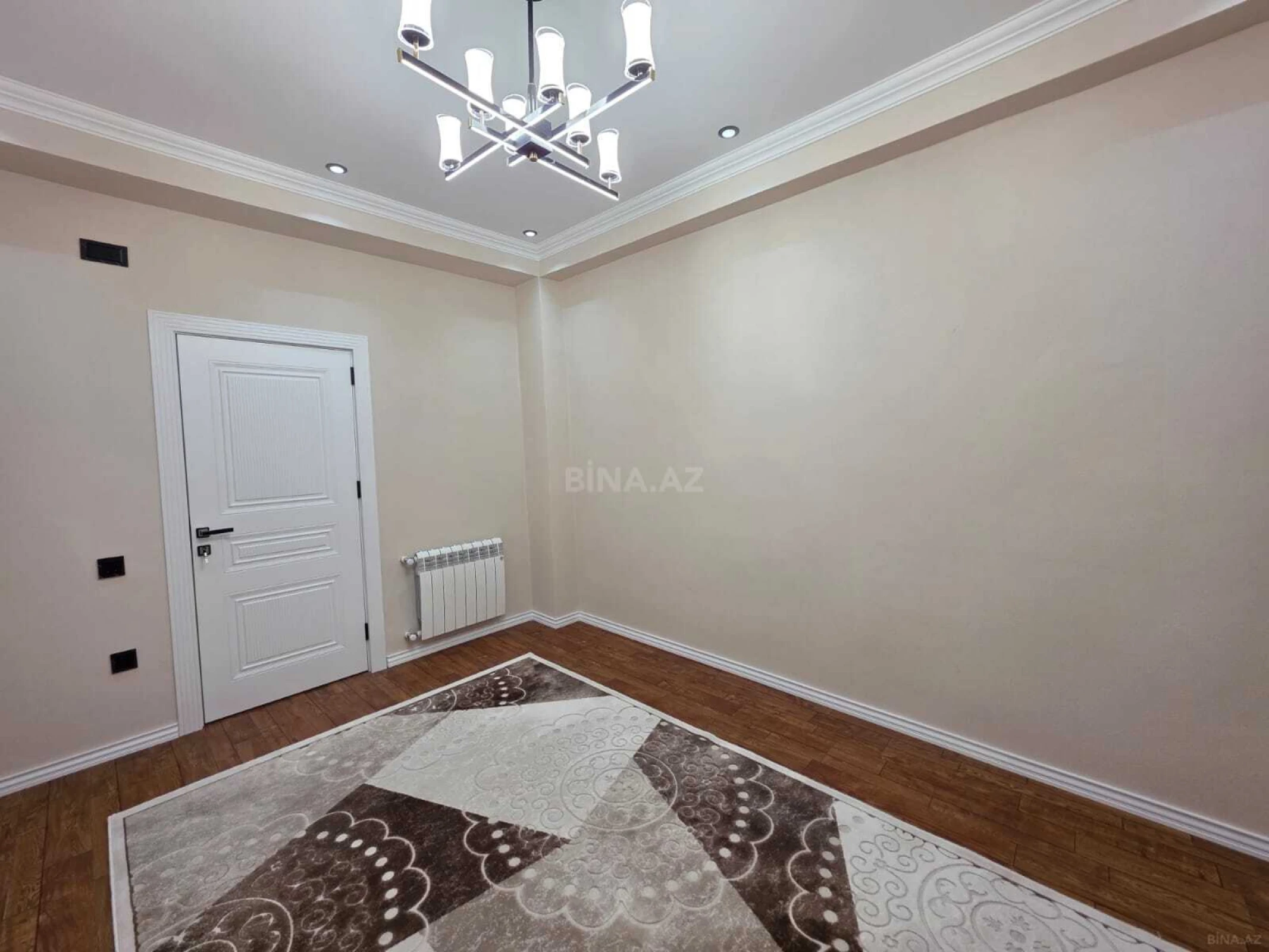 Satılır 2 otaqlı mənzil 70 m²