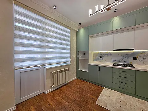 Satılır 2 otaqlı mənzil 70 m²