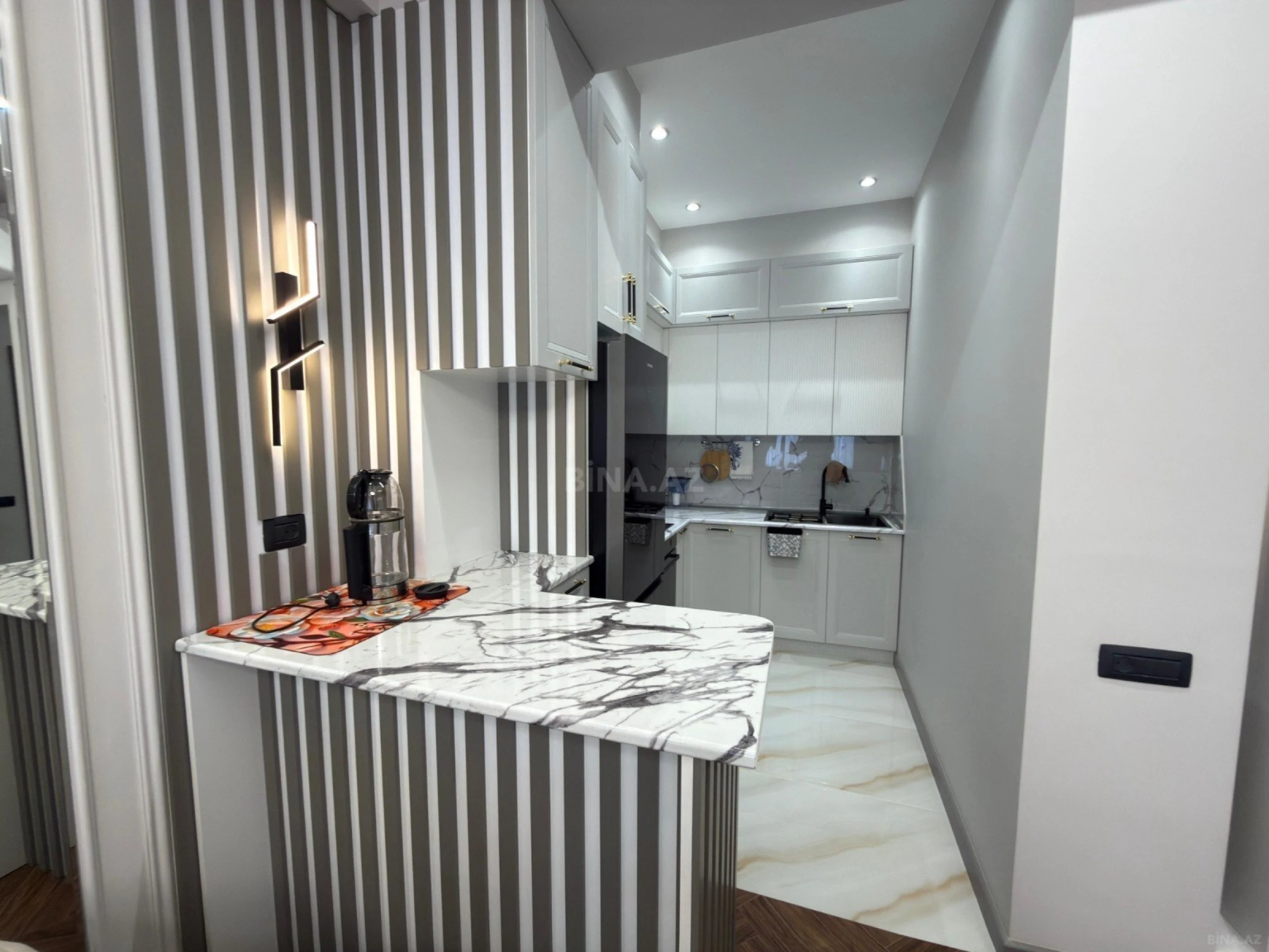 Kirayə verilir 3 otaqlı mənzil 105 m²