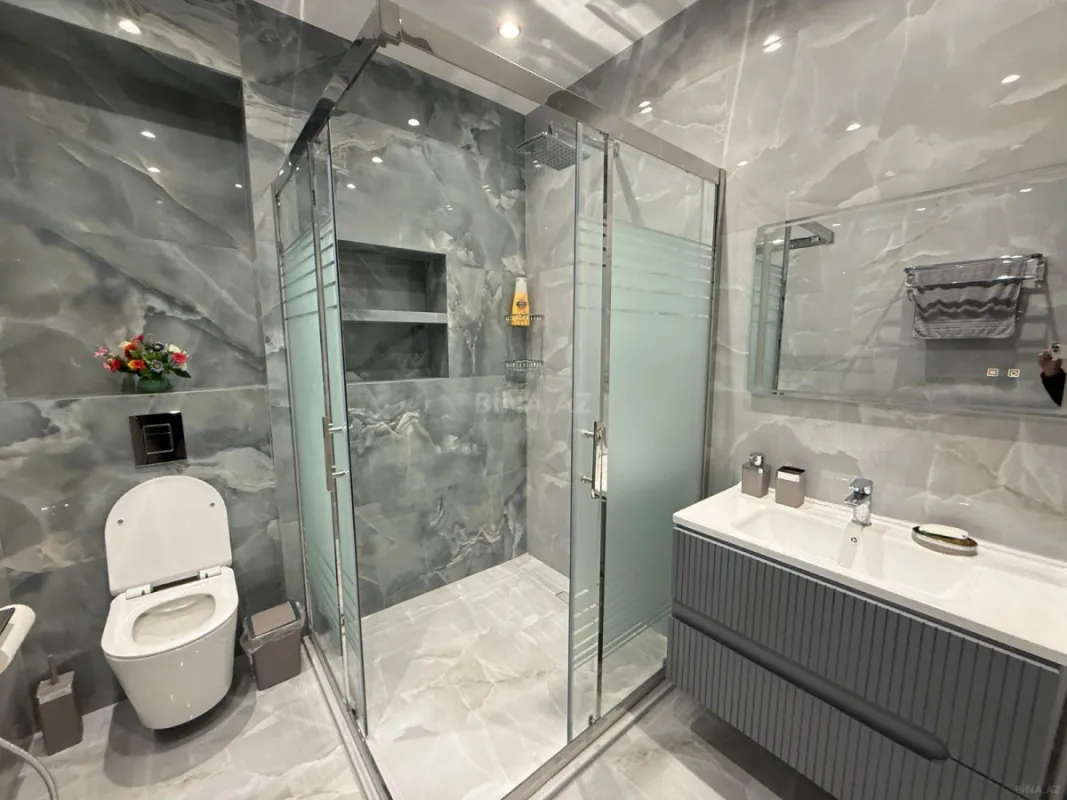 Kirayə verilir 3 otaqlı mənzil 105 m²