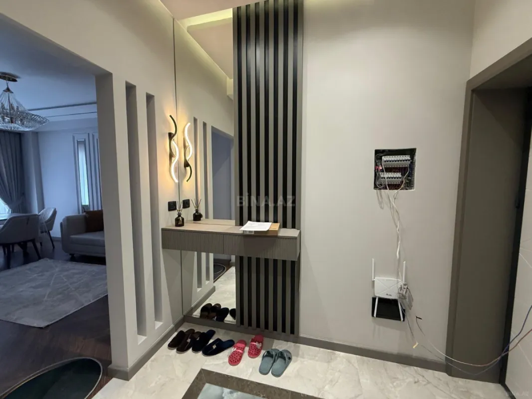 Kirayə verilir 3 otaqlı mənzil 105 m²