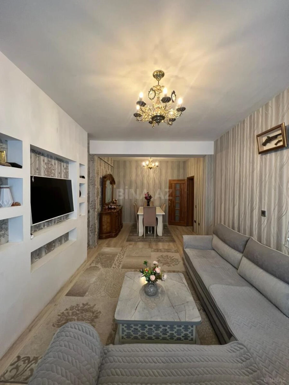 Satılır 2 otaqlı mənzil 72 m²