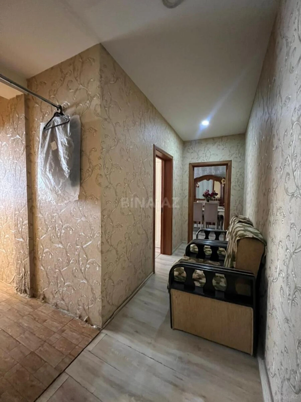 Satılır 2 otaqlı mənzil 72 m²