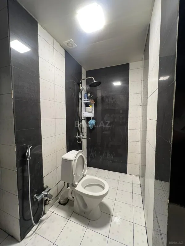 Satılır 2 otaqlı mənzil 72 m²