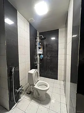Satılır 2 otaqlı mənzil 72 m²