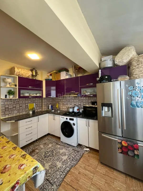 Satılır 2 otaqlı mənzil 72 m²