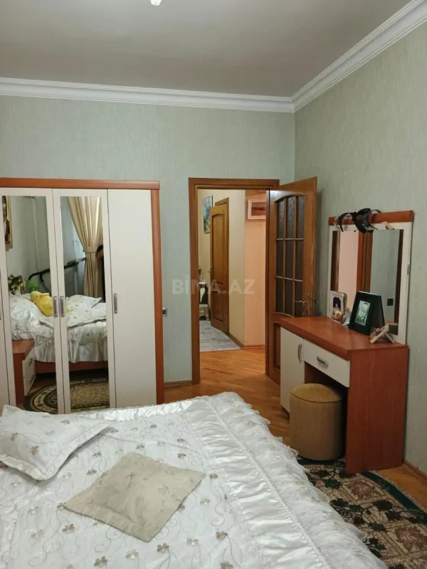 Satılır 3 otaqlı mənzil 106 m²