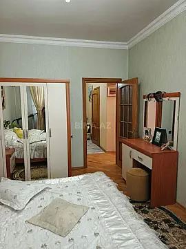 Satılır 3 otaqlı mənzil 106 m²
