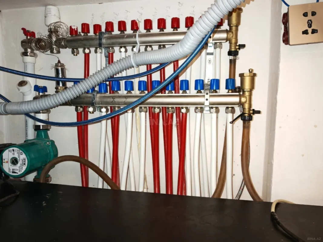 Satılır 3 otaqlı mənzil 73 m²