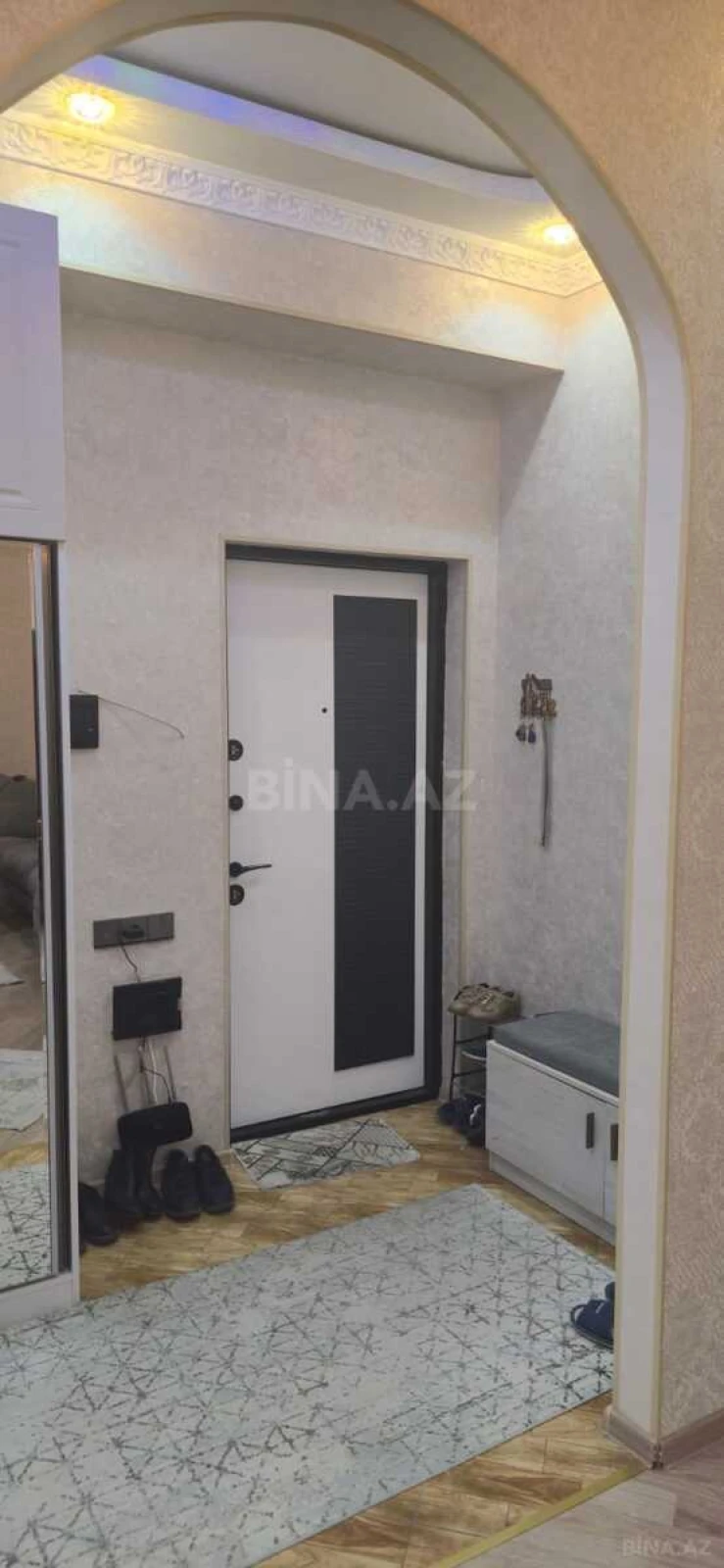 Satılır 3 otaqlı mənzil 88.6 m²