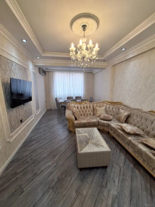 Kirayə verilir 2 otaqlı mənzil 90 m²