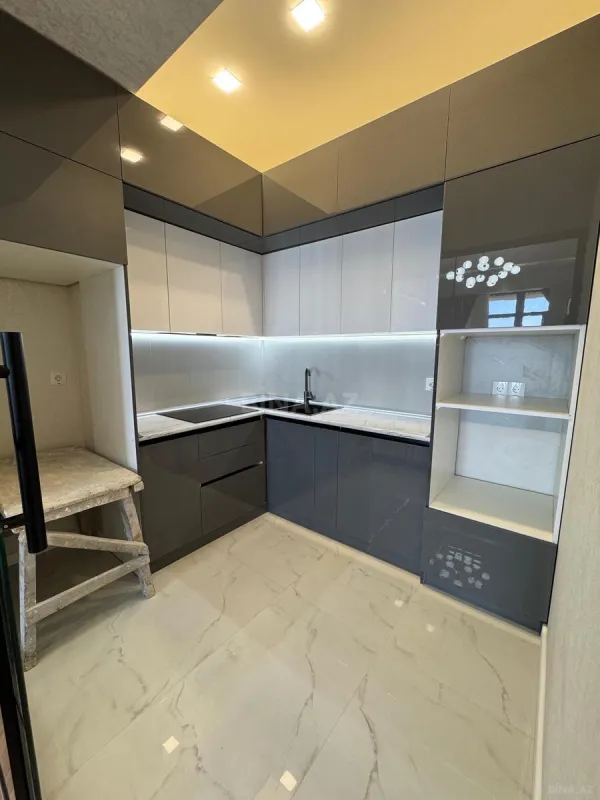 Satılır 2 otaqlı mənzil 65 m²