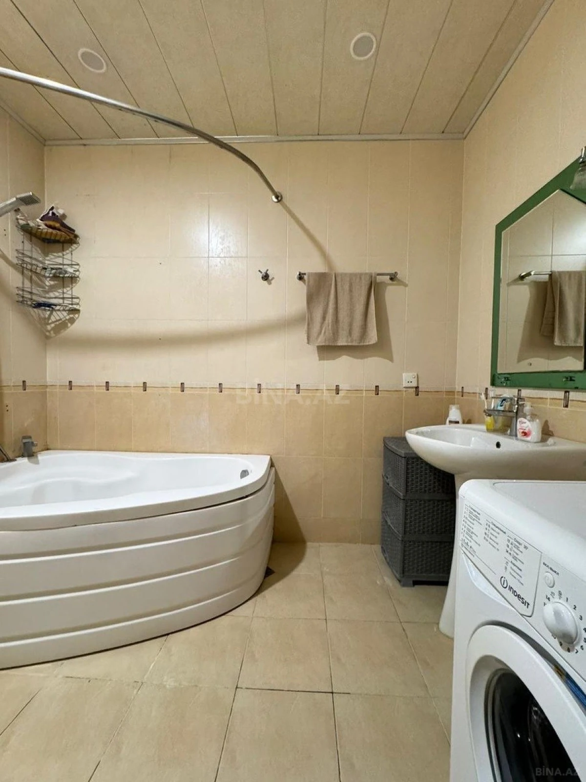 Satılır 2 otaqlı mənzil 60 m²