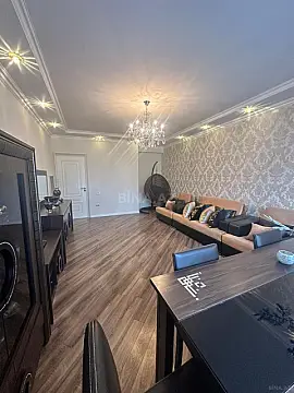 Satılır 2 otaqlı mənzil 66 m²