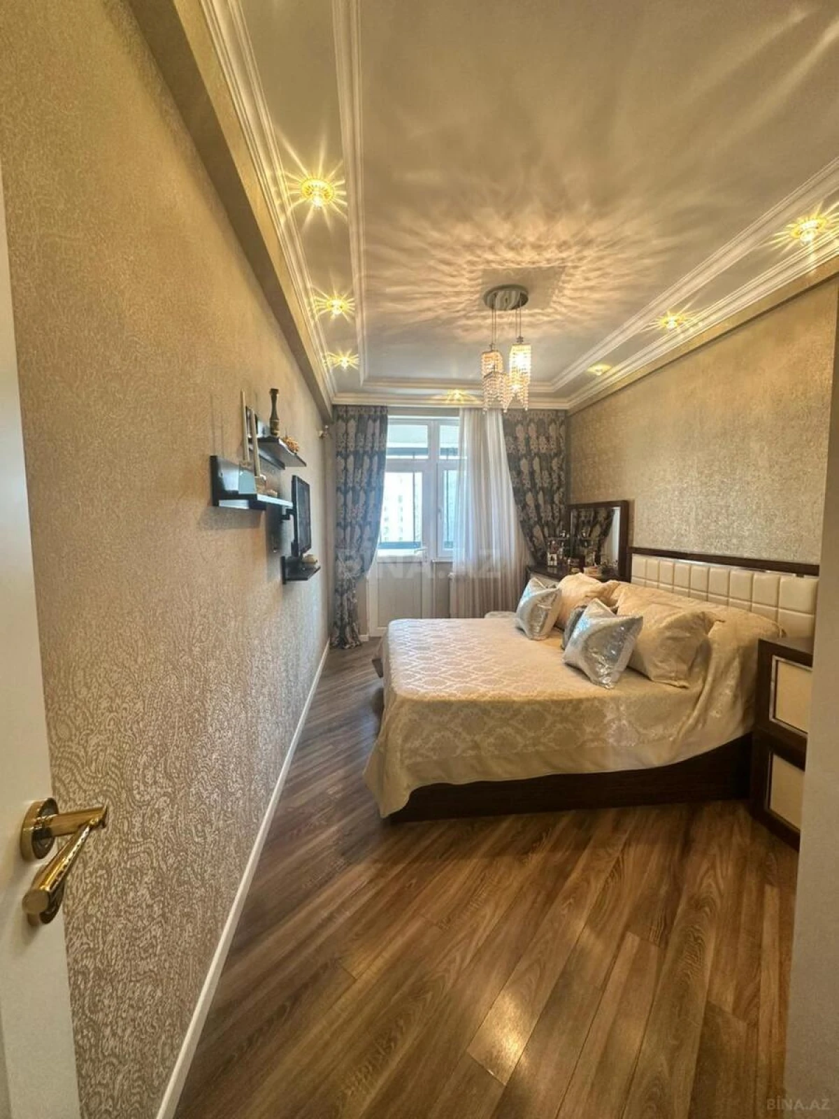 Satılır 2 otaqlı mənzil 66 m²